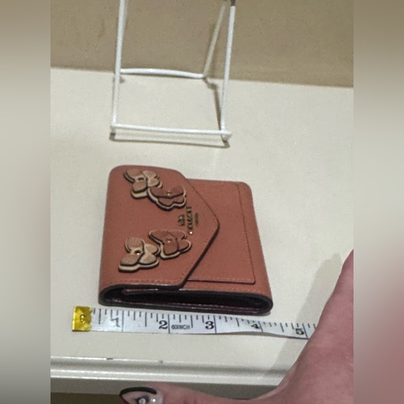 Coach small wallet with butterfly Appliqué - Picture 9 of 16